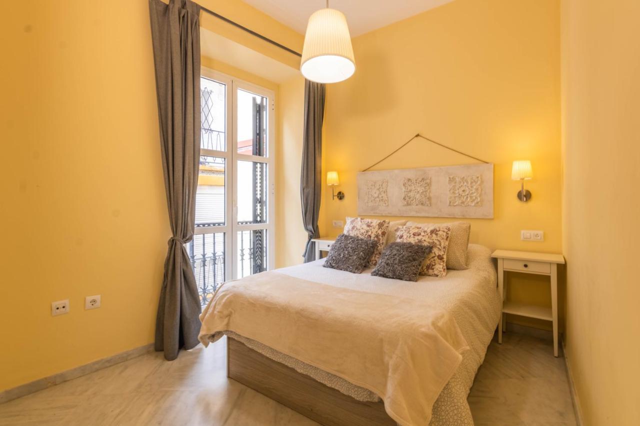 Apartamento Dux Veragua Centro Sevilla Exterior photo