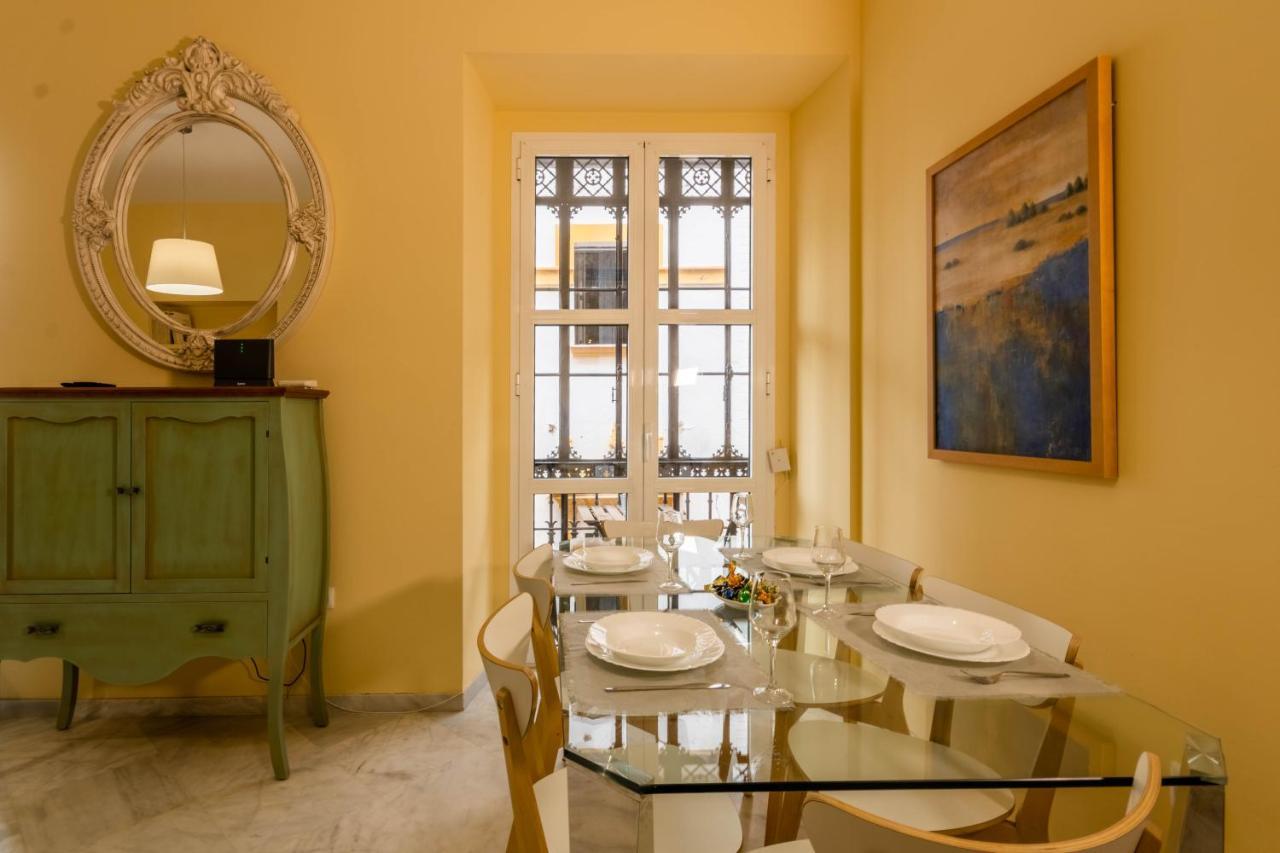 Apartamento Dux Veragua Centro Sevilla Exterior photo